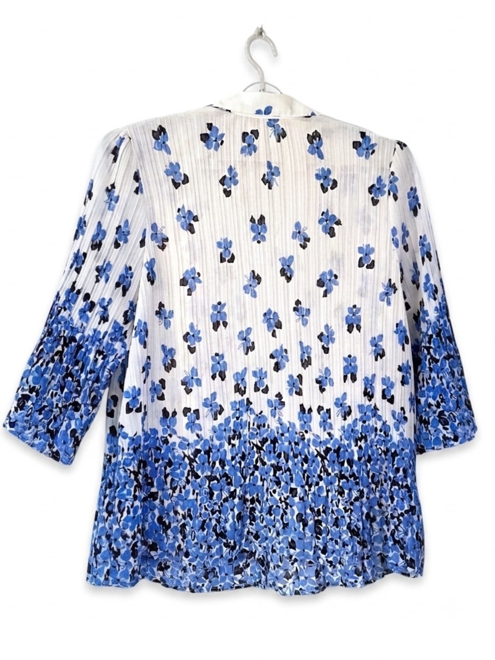 Pleated Chiffon Semi Sheer Button Up 3/4 Bell Sleeve White Blue Floral Women 2X - Picture 2 of 16